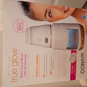 BRAND NEW CONAIR TRUE GLOW SONIC FACIAL BRUSH SET